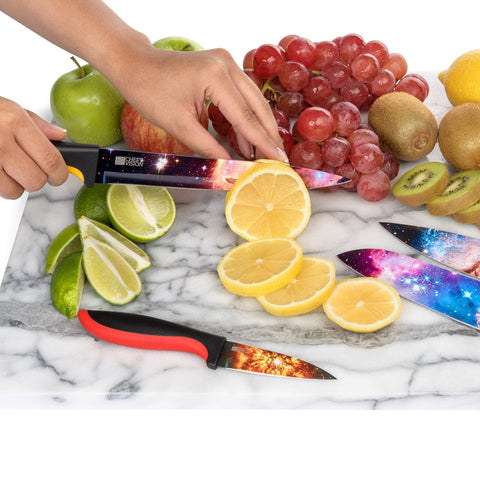 CHEF'S VISION Cosmos easy-clean surface keeps imagery pristine after use.