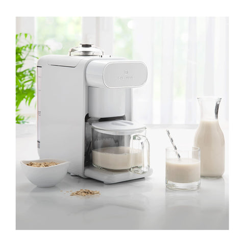 ChefWave Milkmade macadamia milk shown for a rich, dairy-free option.