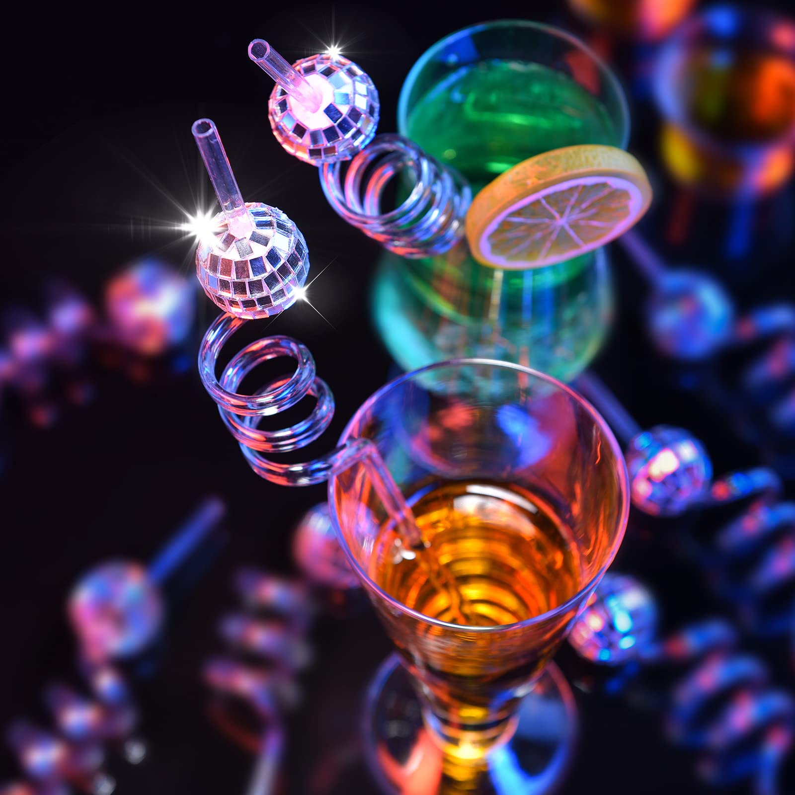 CHENGU mini disco straws add glamour to celebratory beverages.