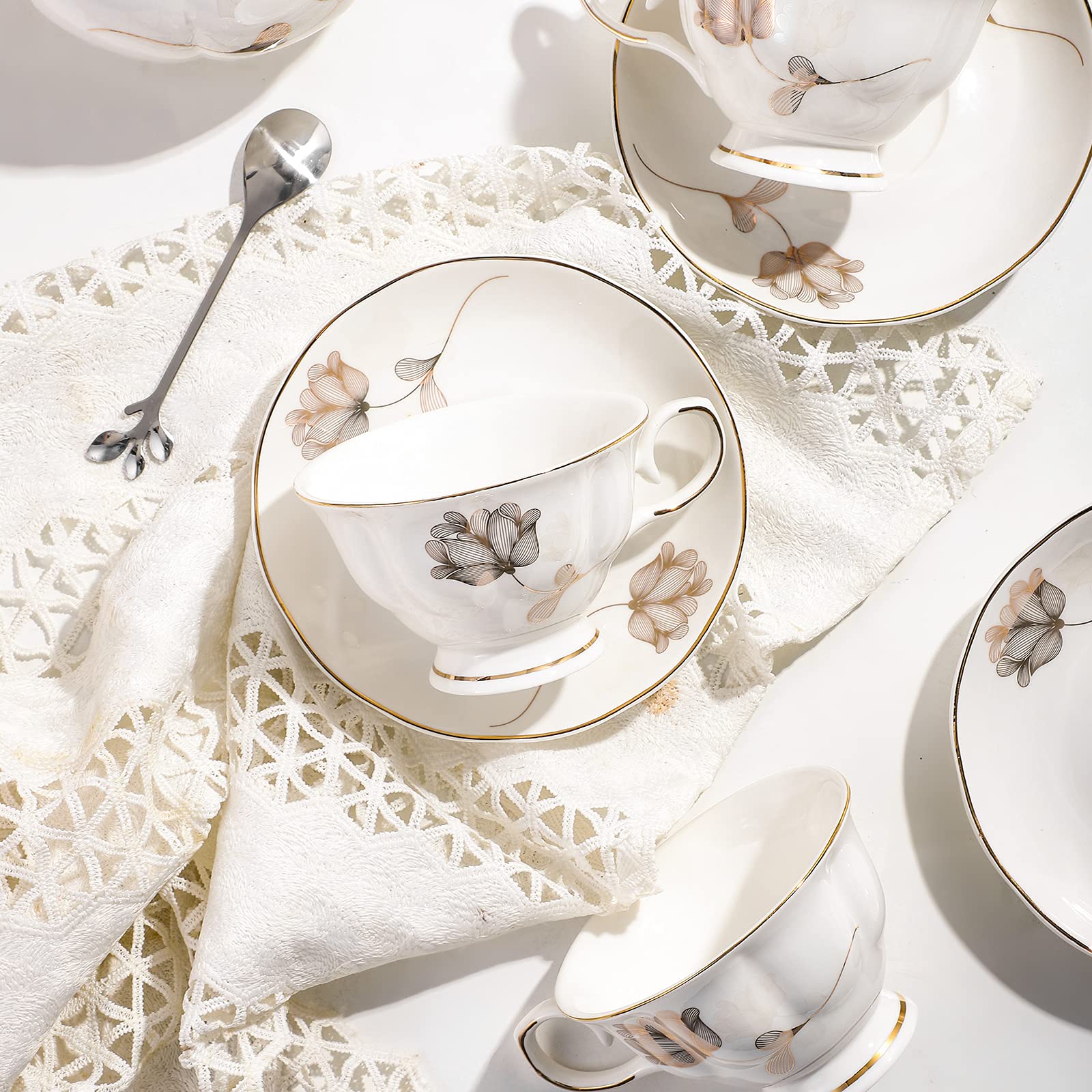 CHENP.HMC gift-ready packaging enhancing a thoughtful tea set gift