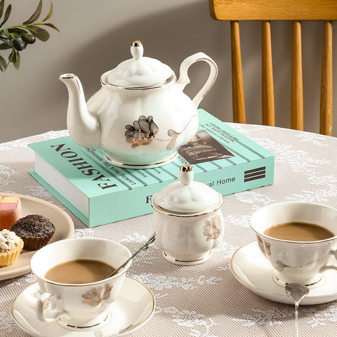 CHENP.HMC sugar bowl and cream pitcher for convenient serving