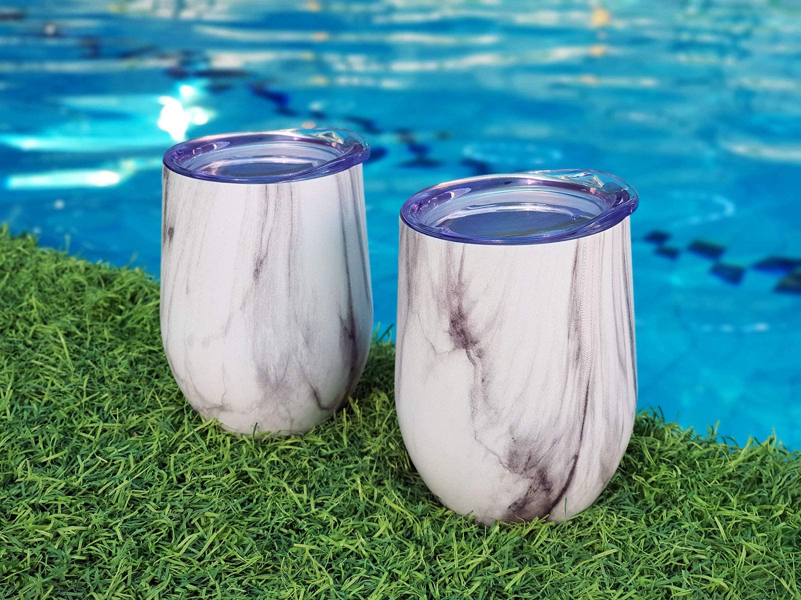 CHILLOUT LIFE sweat-free outer with Carrara Marble powder-coated finish