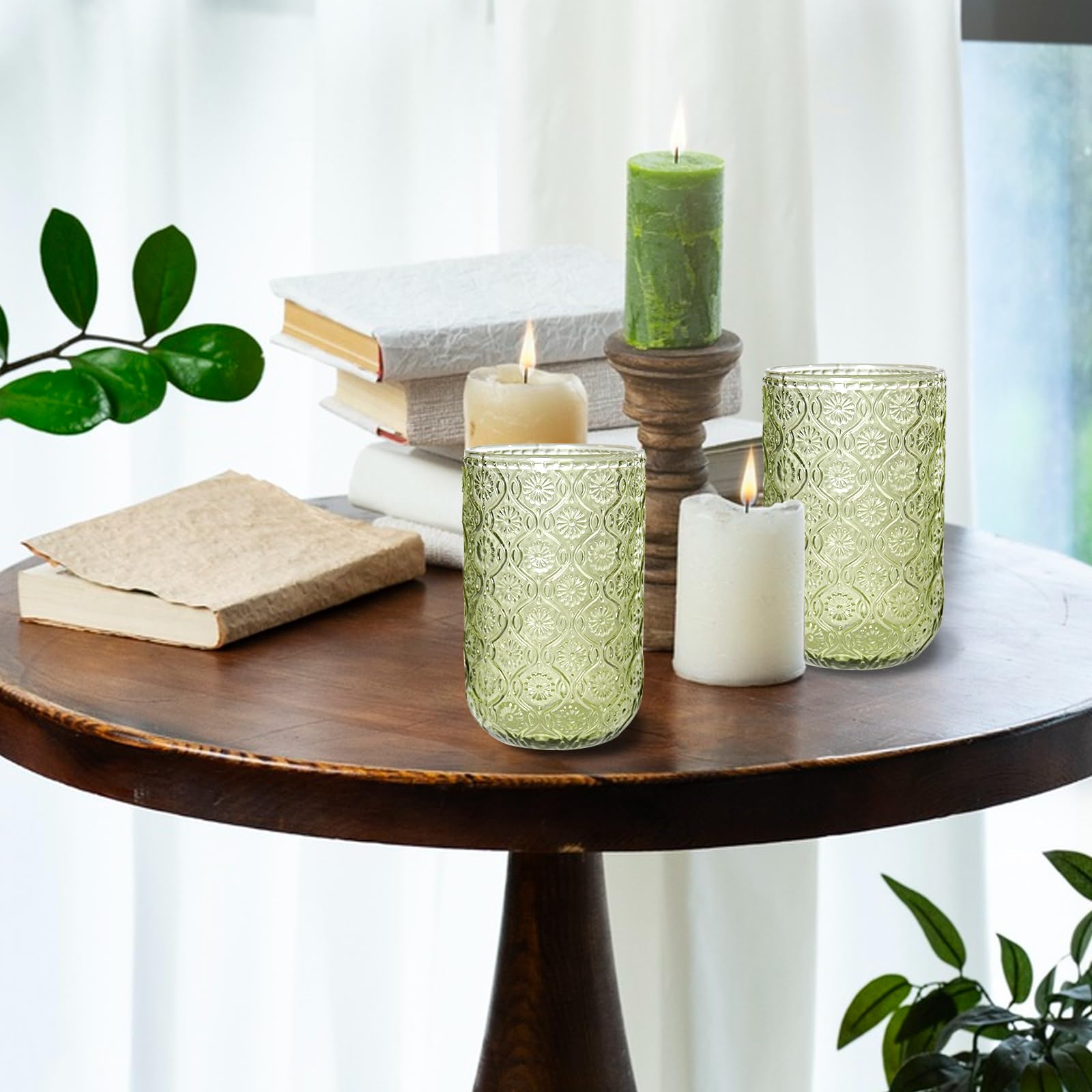 CHLJAR vintage floral embossed design adds timeless charm