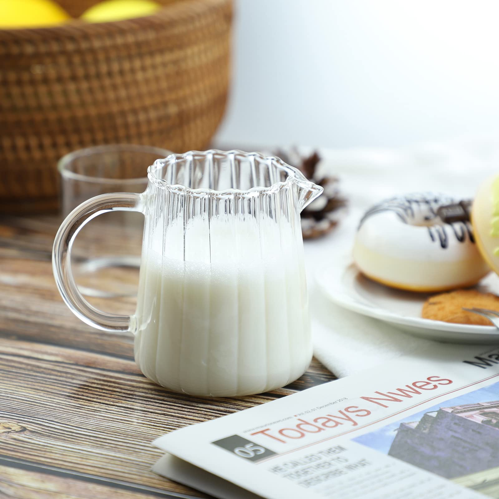 CHOOLD Elegant Wave Crystal Creamer with comfort-grip handle for easy pouring.