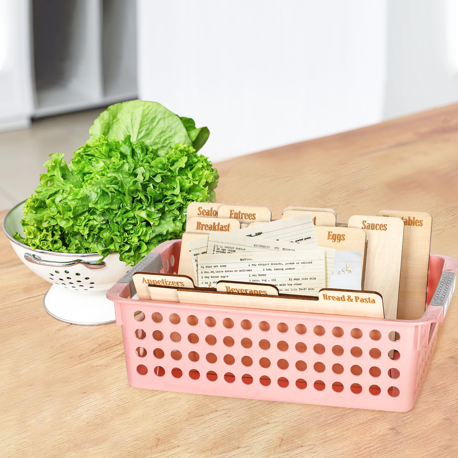 Chunful ready-to-use dividers shown in a recipe box