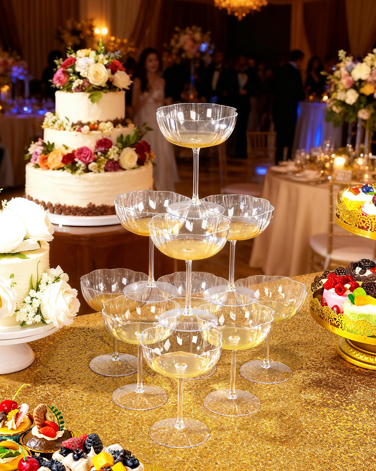 Ciaell crystal-clear plastic glass catching light for premium look