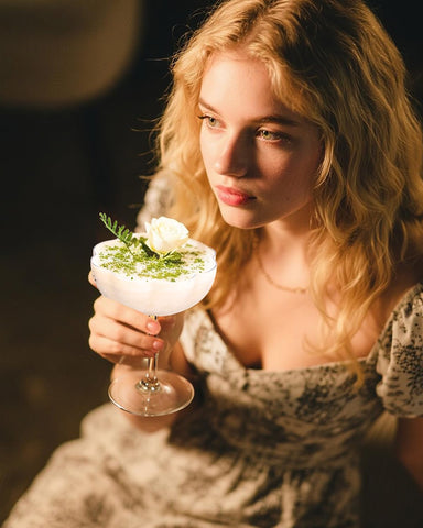 Ciaell wedding-friendly glasses elevate upscale events with subtle shine