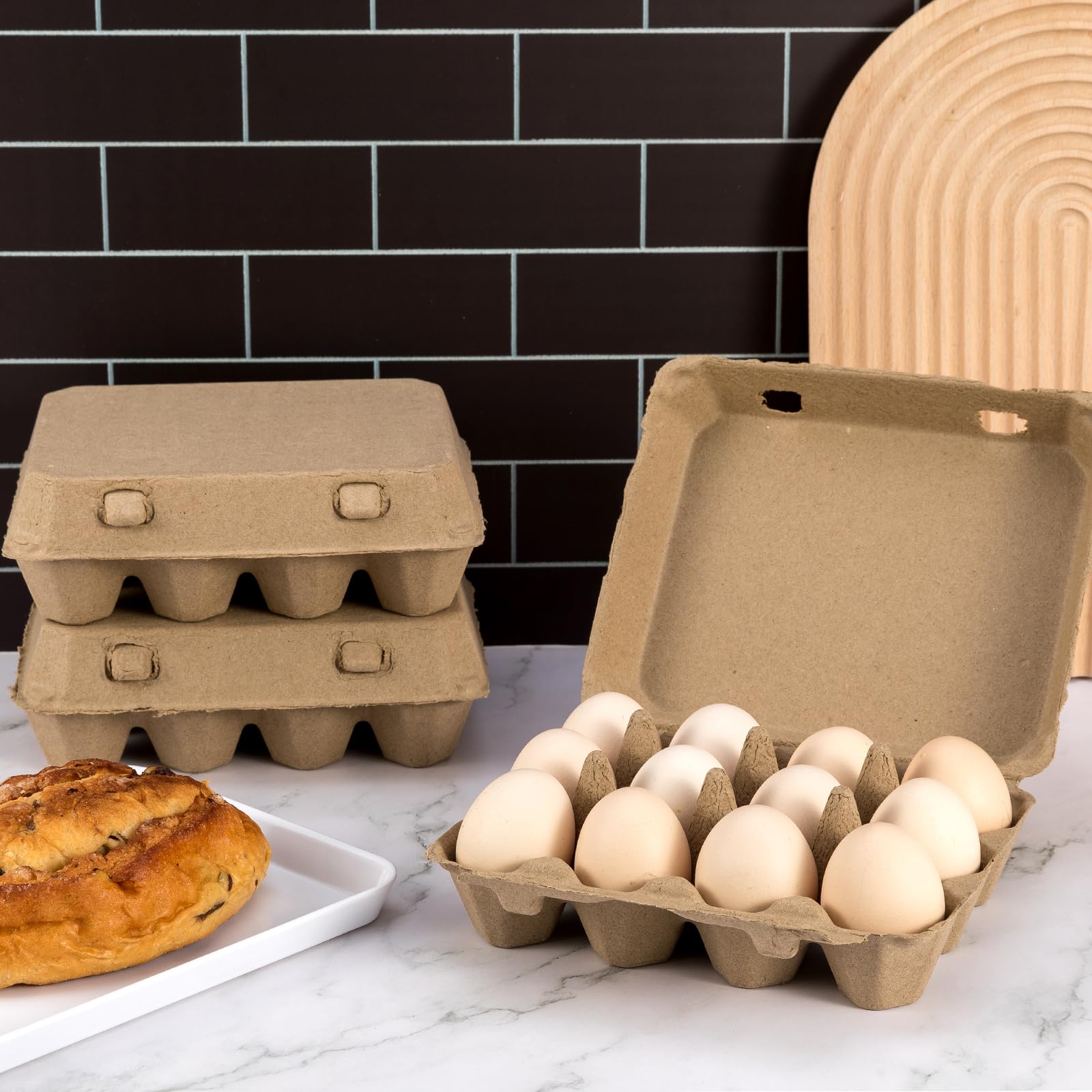 CINPIUK heavy-duty pulp trays resist moisture and crushing.