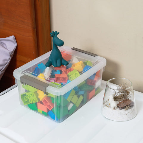 Citylife locking-lid bin with ergonomic latch for secure storage
