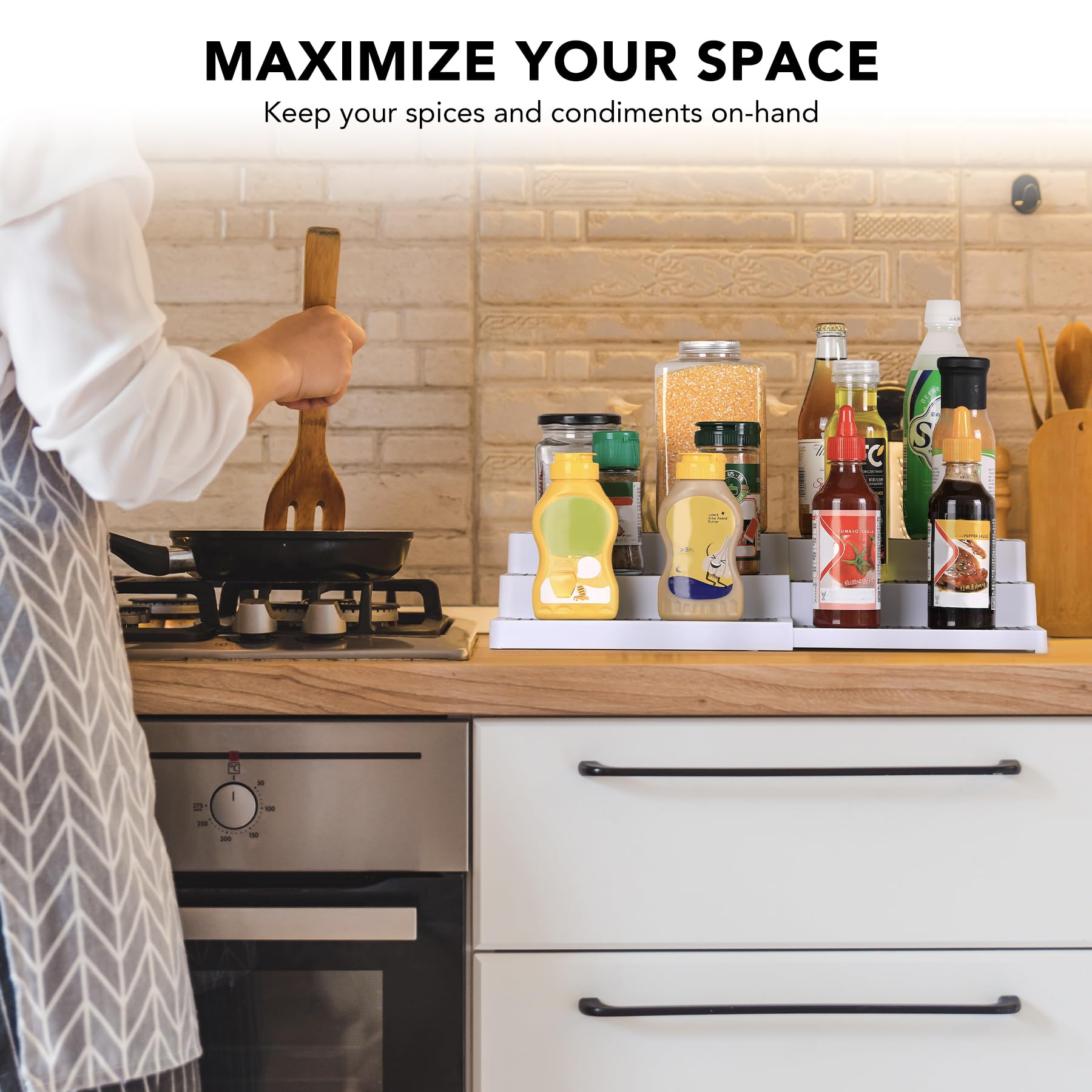 CiWiVOKi tiered shelf improves spice visibility and quick selection
