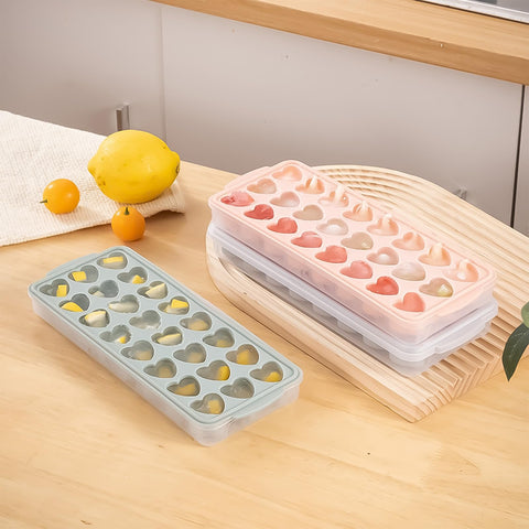 Ciyliwiyi heart cubes setup adds romance to drinks and desserts