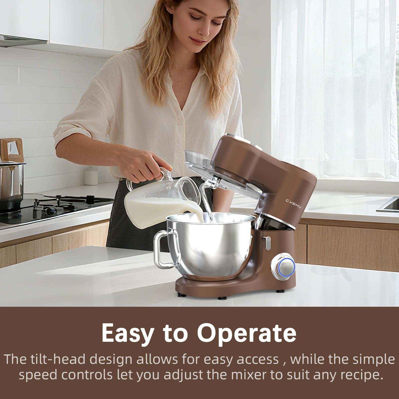 CKemu sturdy die-cast base providing stability during high-speed mixing