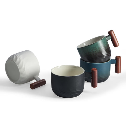 CLASGLAZ matte-black and matte-white finishes offer chic contrast.
