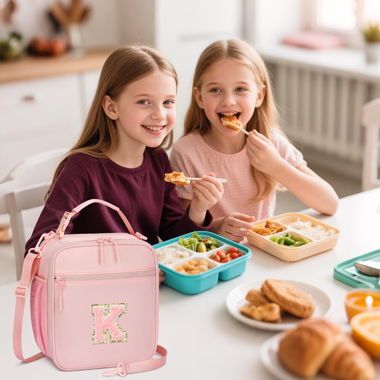 CLOUDWINGS pink lunch bag with top-handle for quick carry