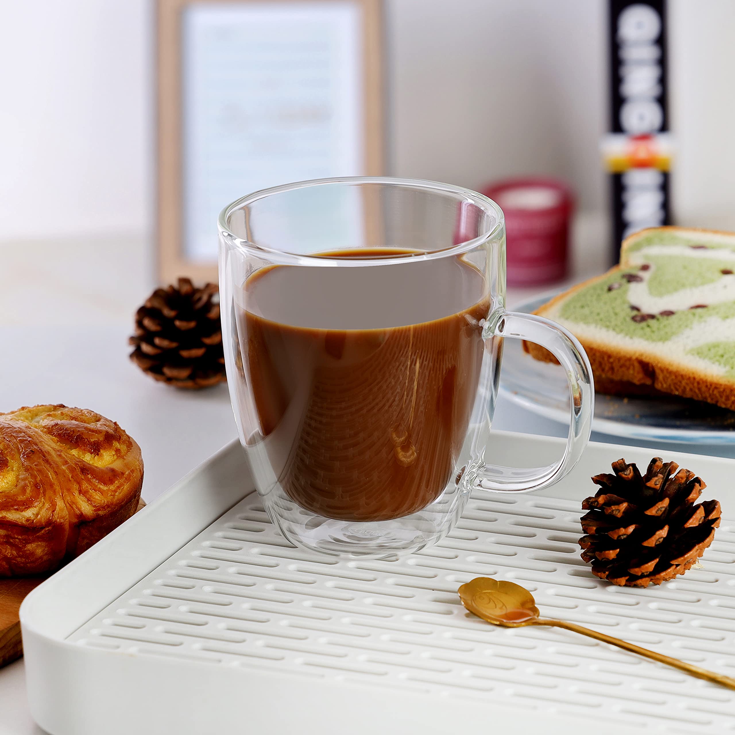 CNGLASS borosilicate glass offers durable, lightweight drinkware