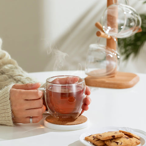 CNGLASS set of 2 mugs on table ready for cappuccino or latte.