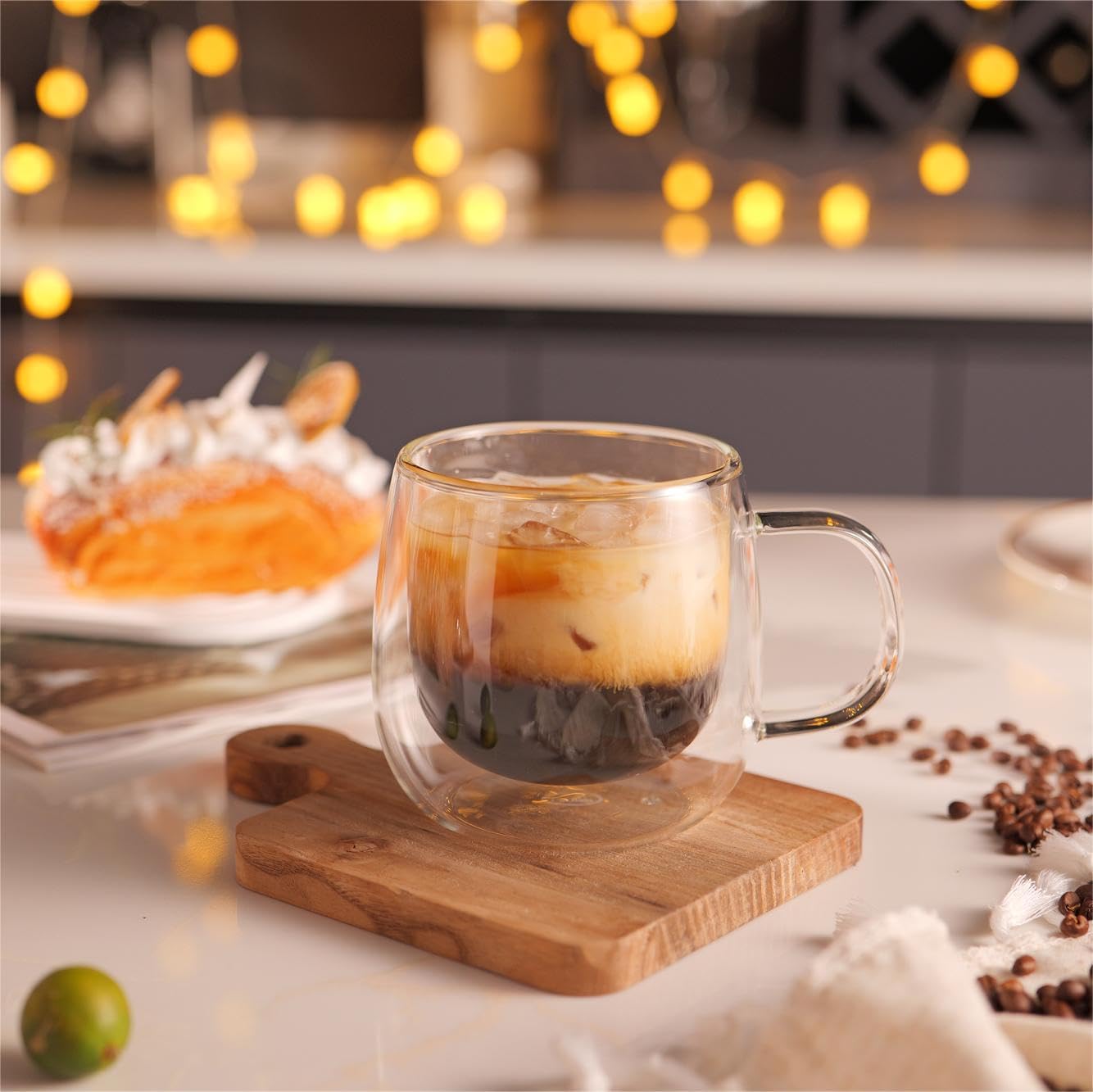 CNGLASS side view reveals slim, comfortable grip on the 10oz mug.