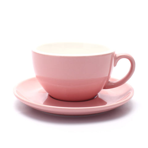 Coffeezone latte art cup in glossy pink, 10.5 oz, ideal for barista latte art.