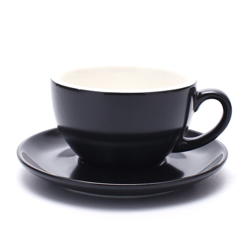 Coffeezone latte art cup and saucer in matte black for cafe-quality latte art
