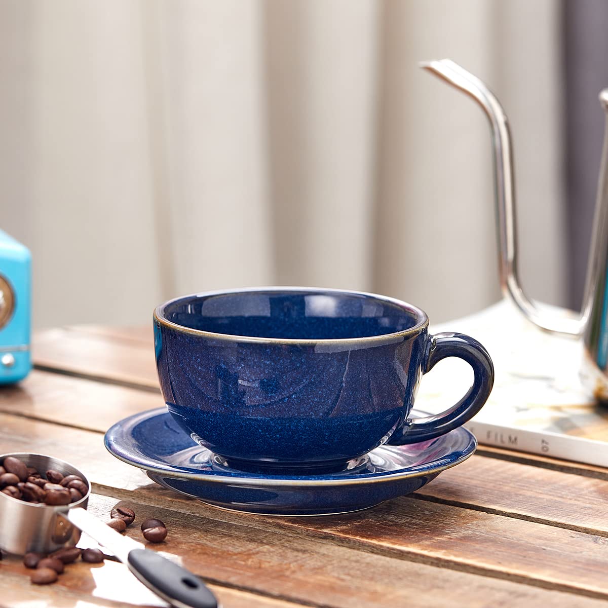 Coffeezone professional cup shape enhances latte art and presentation
