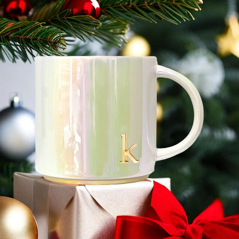 COLLECTIVE HOME mug is dishwasher safe, simplifying cleanup while maintaining style.