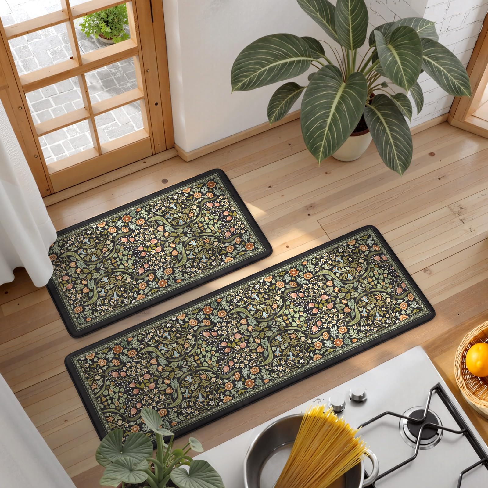 Collive sink-area mat protects floors from water and oil splashes.