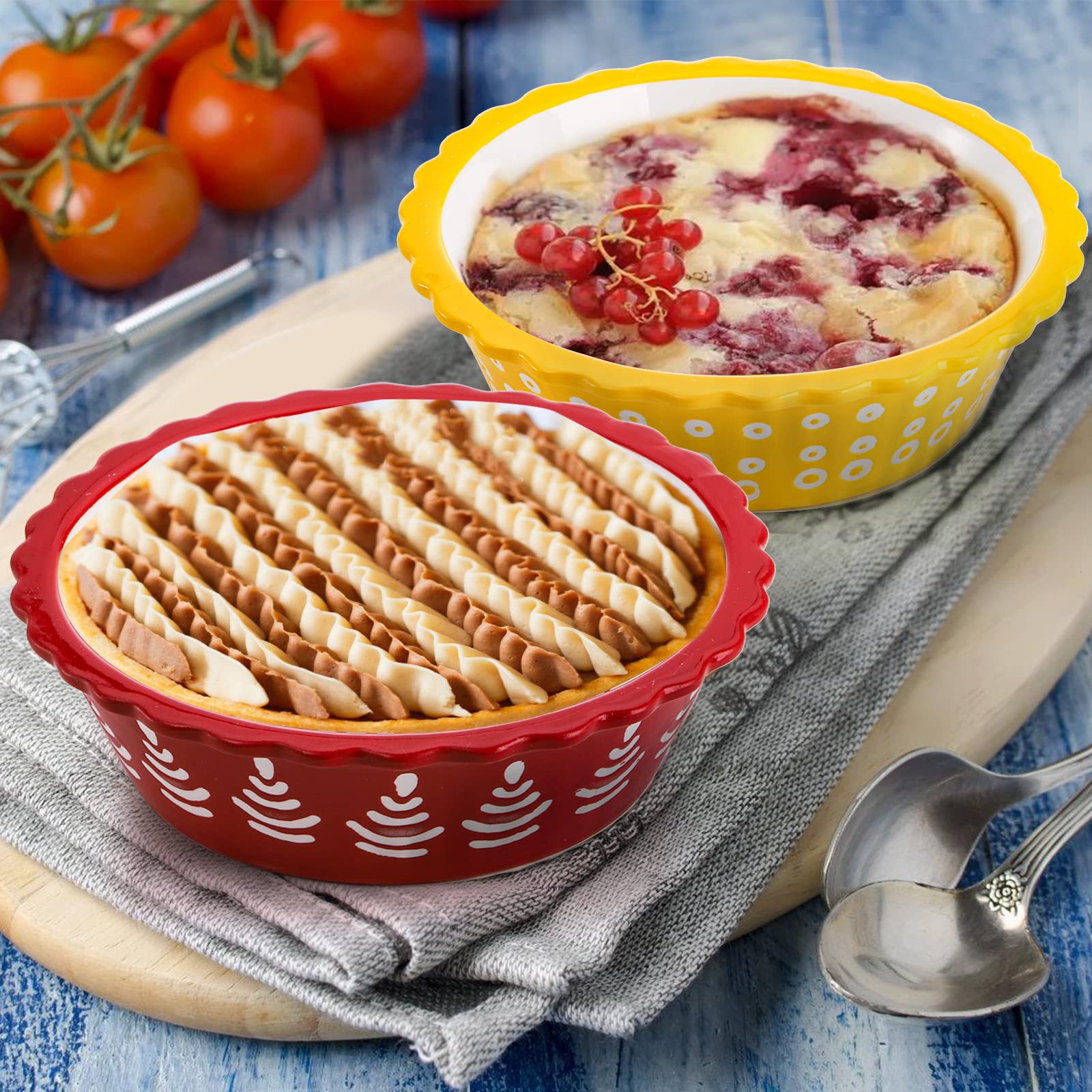 Coloch gift-ready colorful pie pan set for celebrations.