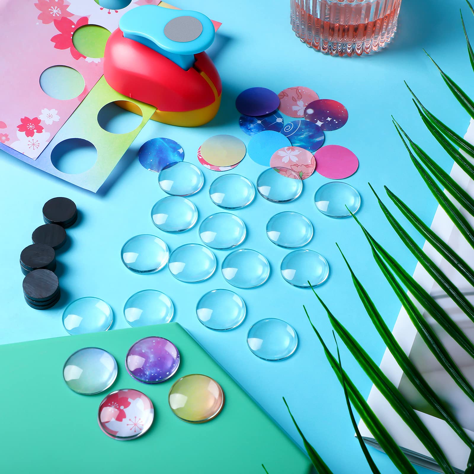 Colzzy magnets packaging and contents clearly displayed