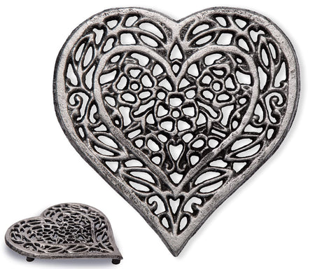 Comfify cast iron heart trivet close-up shows durable recycled-metal construction.