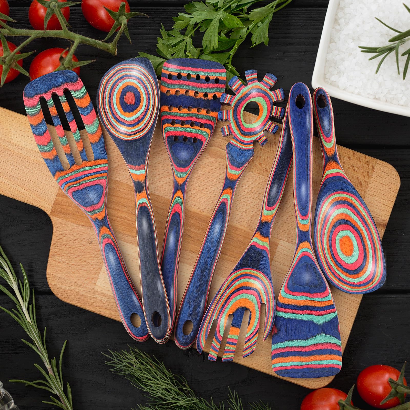 Angled-edge design on Comfoyar wooden utensils aids precise stirring