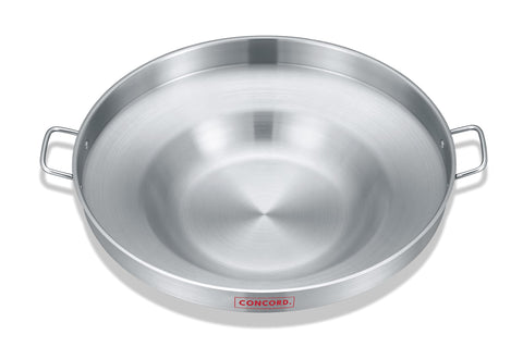 Concord comal 22in frying bowl ready for large-batch cooking on high heat.