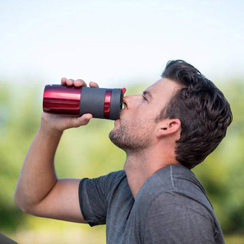Contigo Byron Snapseal mug with easy-grip handle for travel