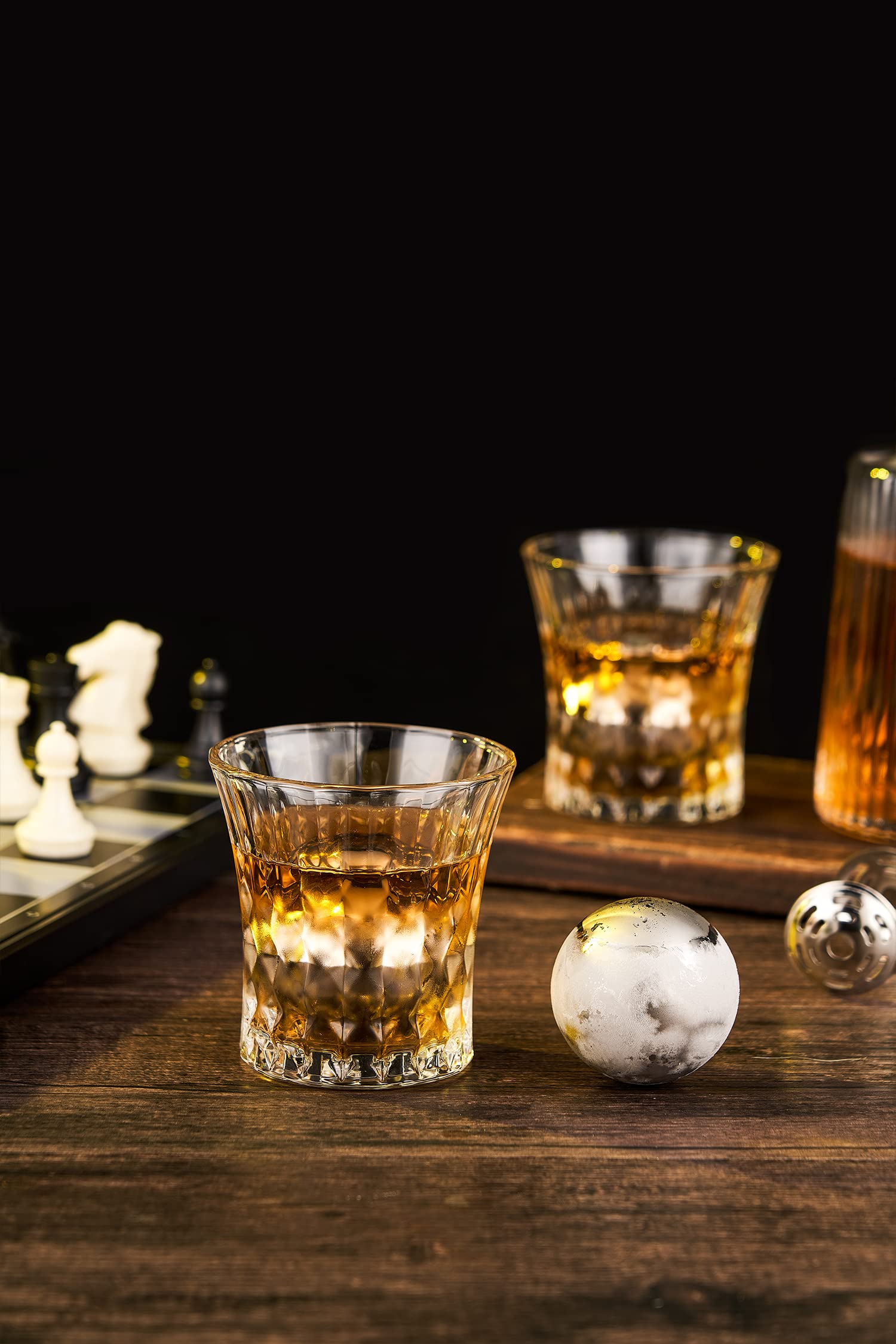 Coocuture bourbon tasting scenario emphasizing flavor preservation