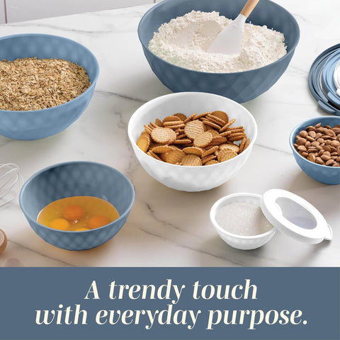 COOK WITH COLOR ideal for fruit, salads, and snacks.