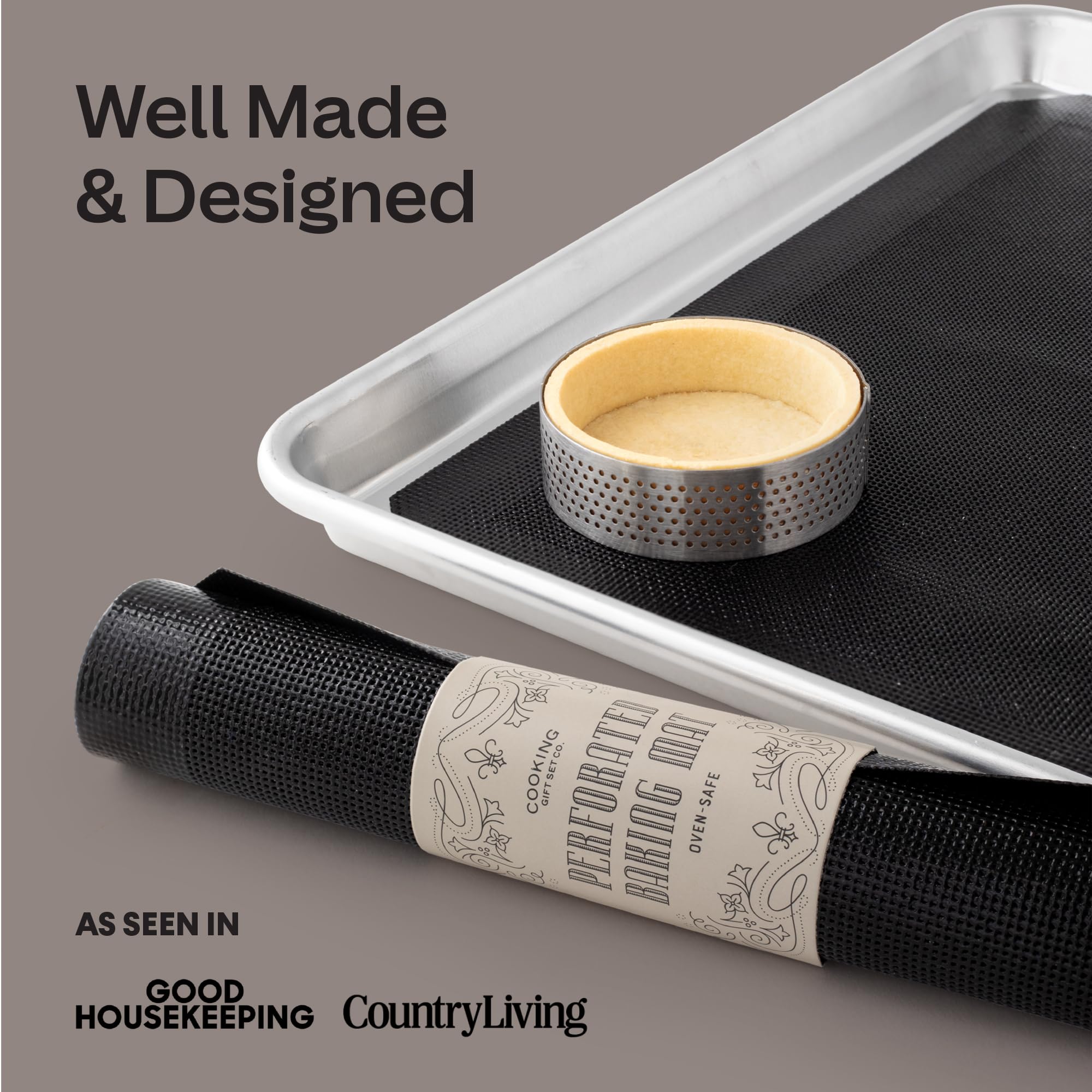Icing piping kit from Cooking Gift Set for decorative finishes