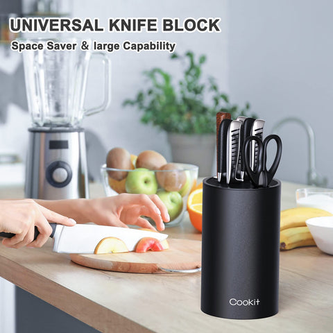 Cookit stable weighted bottom prevents sliding during blade removal