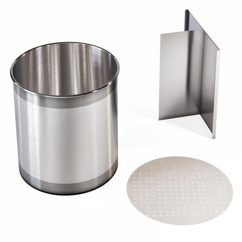 Cooler Kitchen capacity supports 15–20 large-handled utensils for easy prep.