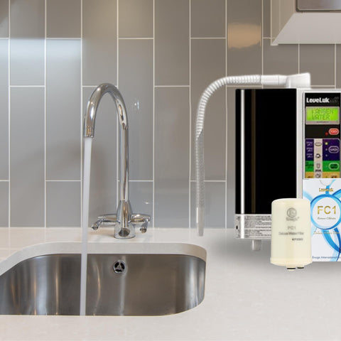 COOLVIVA glass of purified water to illustrate taste.