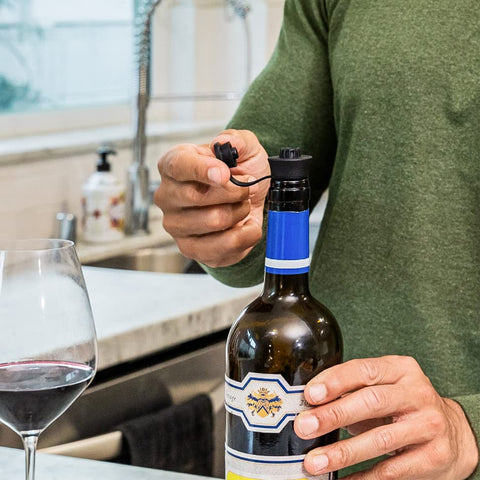 Coravin Pivot Stoppers fit pivot system closeup shows perfect compatibility and simple operation.