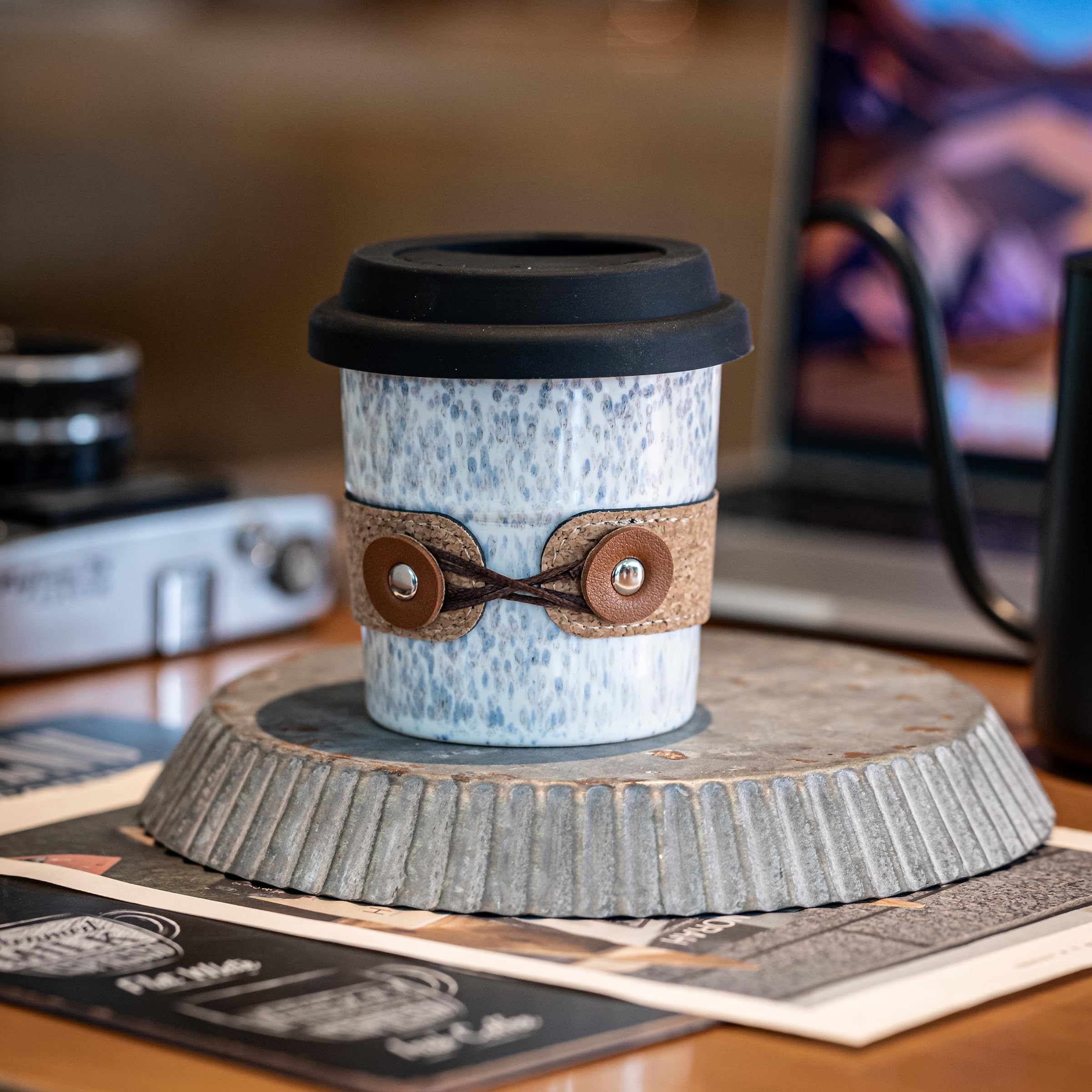 Cormomu microwave-safe mug simplifies reheating your beverage anytime