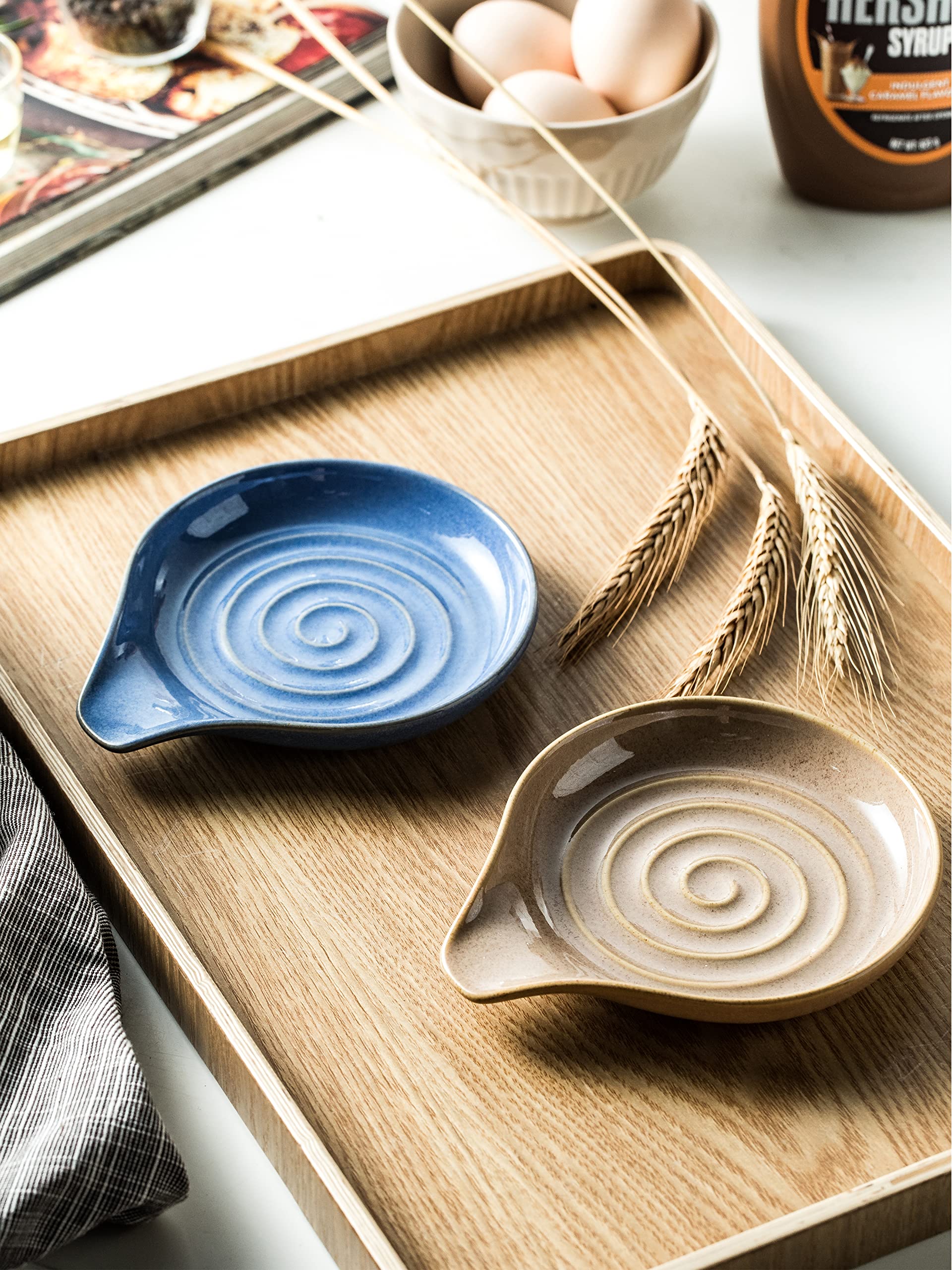 Cormomu dishwasher-safe spoon rest simplifies cleanup after busy meals