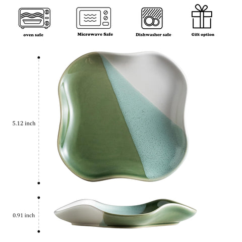Cormomu utensil-rest ceramic design for stable placement on the counter