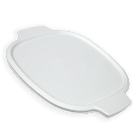 Corningware square lid seals contents to prevent spills and leaks.
