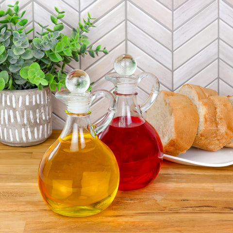 Cornucopia Brands cruet with spout provides controlled drizzle for perfect salad dressings.