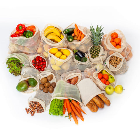 Cottify mesh bags in a market setting reducing plastic use