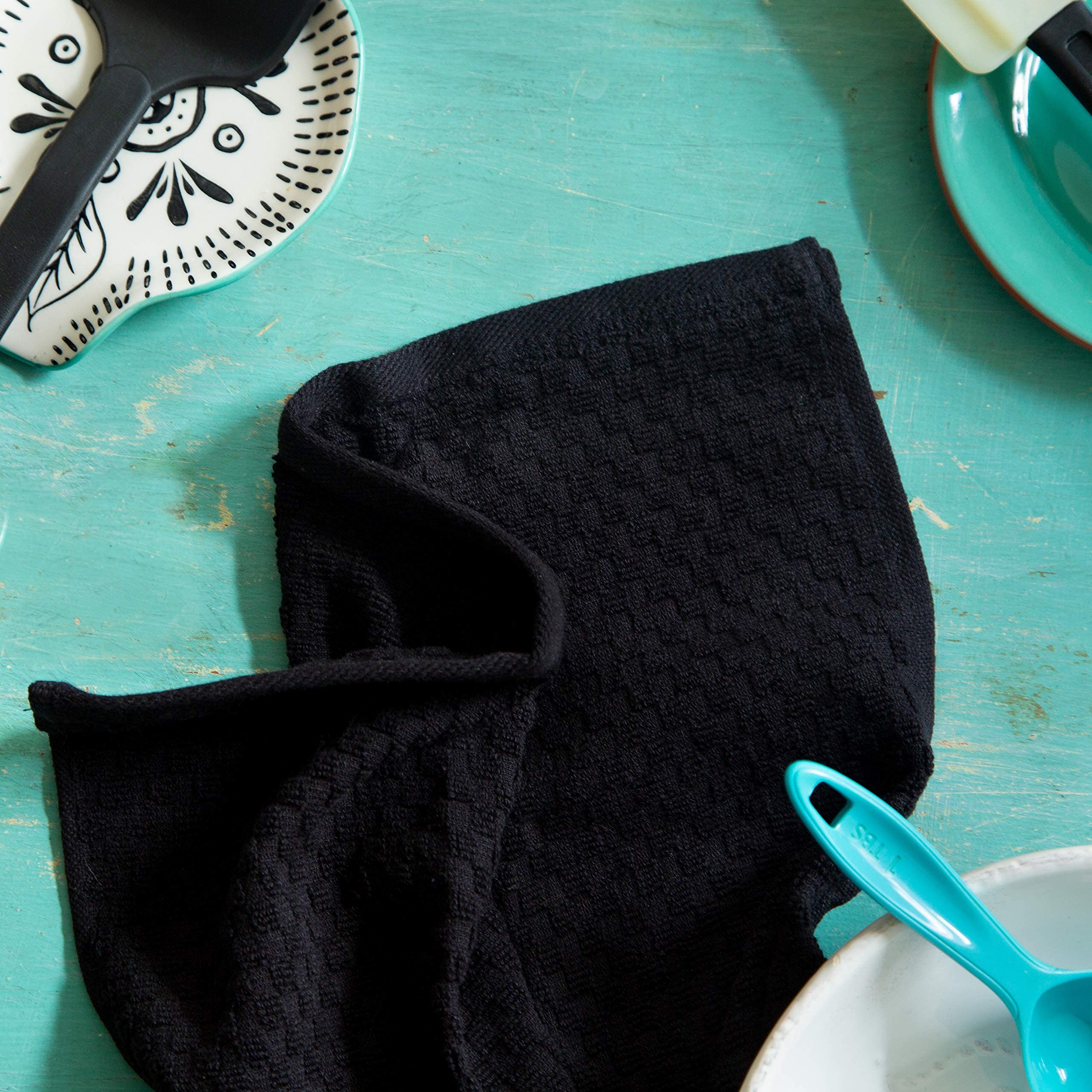 COTTON CRAFT waffle-weave towel ready for washing and drying tasks