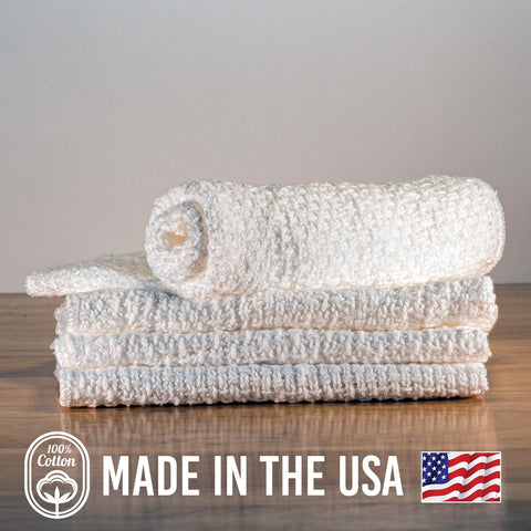 Country Cottons Old Fashion dishcloth color stays vibrant thanks to fade-resistant dyes.