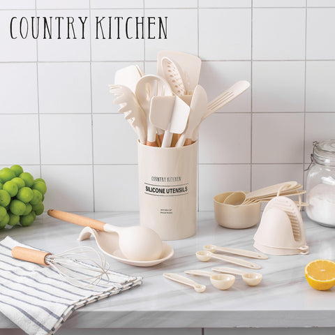 Country Kitchen round wood handles provide a comfortable, cool grip