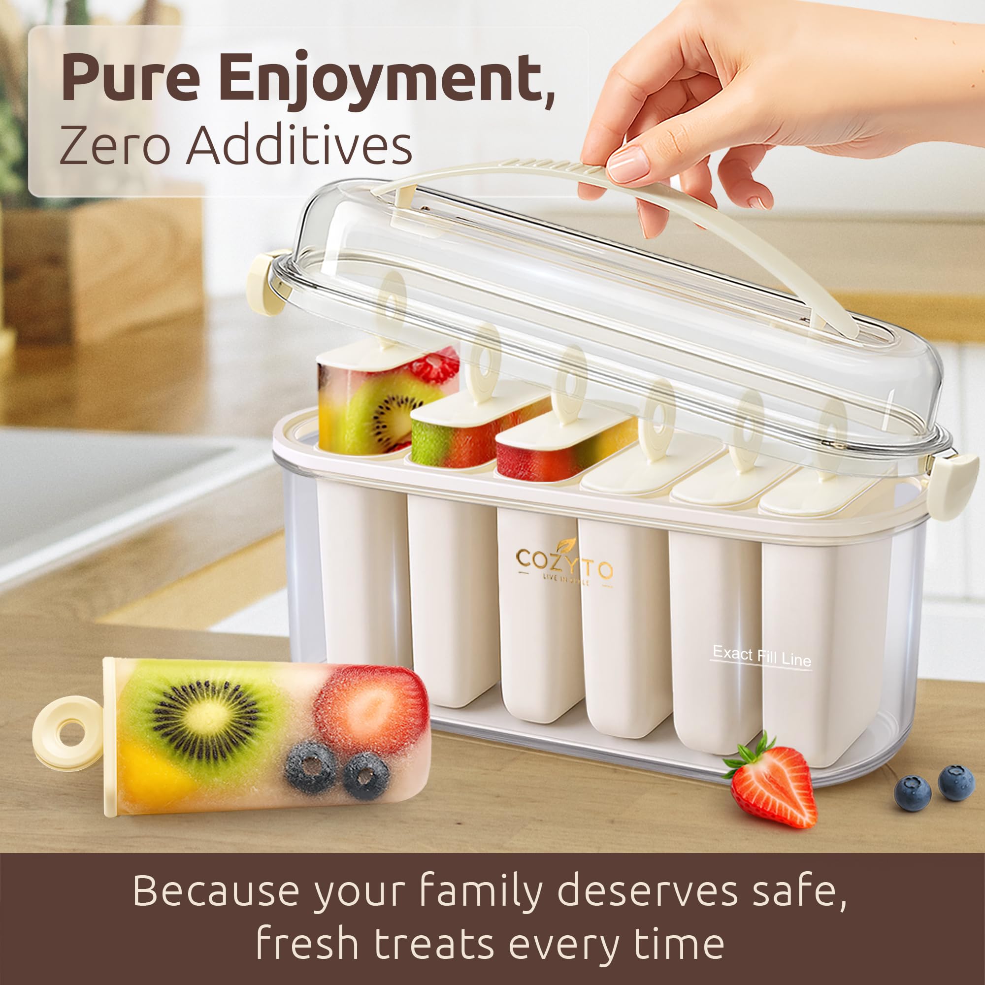 COZYTO Frozora AquaSix anti-spill lid minimizes spills.