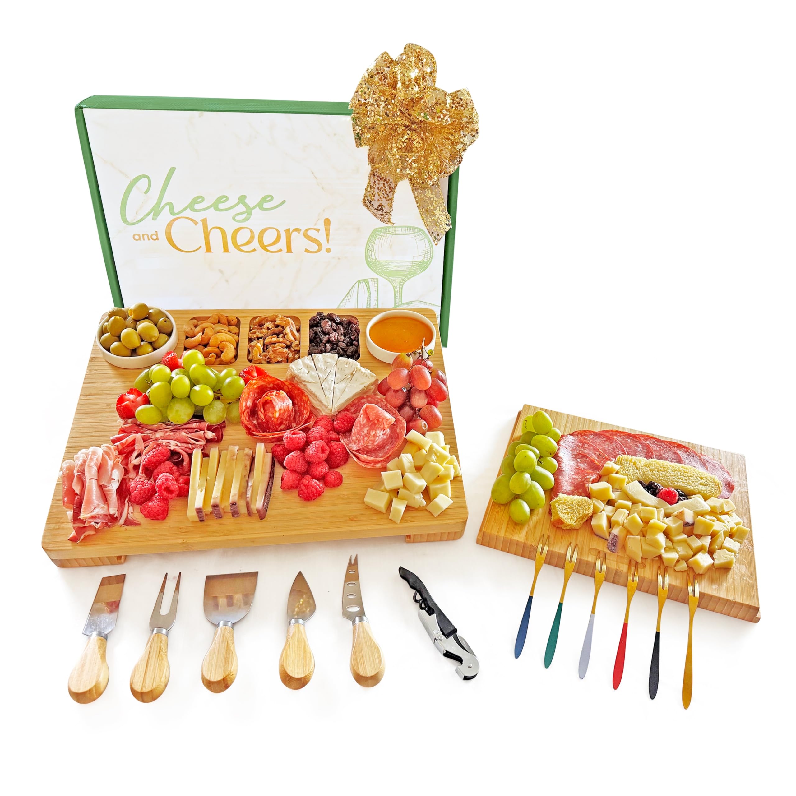 CRIS-RTE Charcuterie Board Compartments keep cheeses and meats neatly separated.